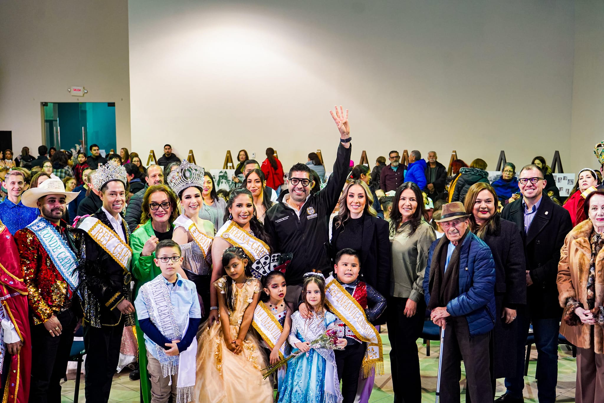 Armando Ayala, Alcalde de Ensenada, dió la bienvenida a las Fiestas del Carnaval Conmemorativo Ensenada 2024
