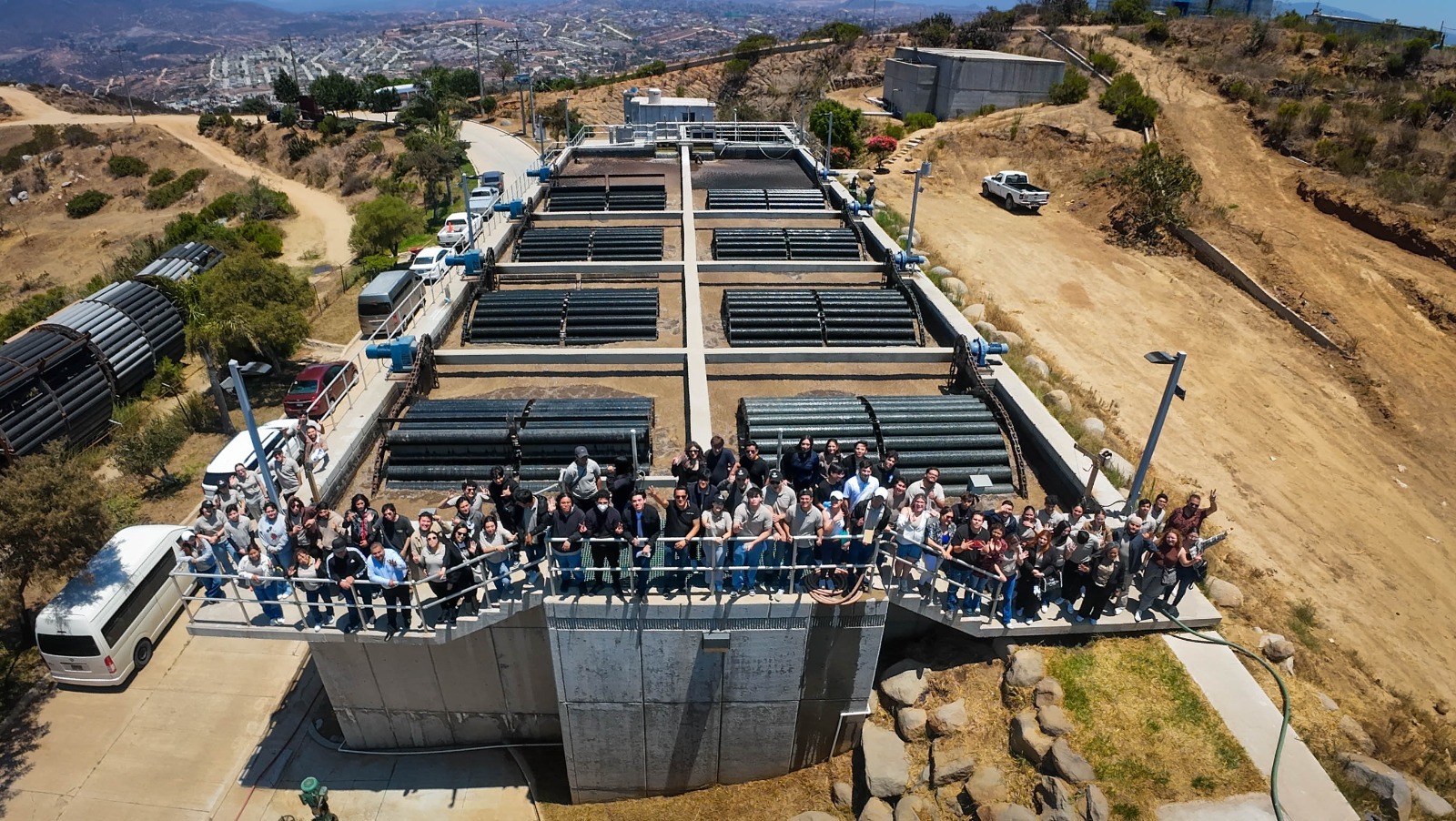 Conectan aulas con la realidad: estudiantes de ingeniería conocen de cerca el tratamiento de aguas residuales en Ensenada de CESPE